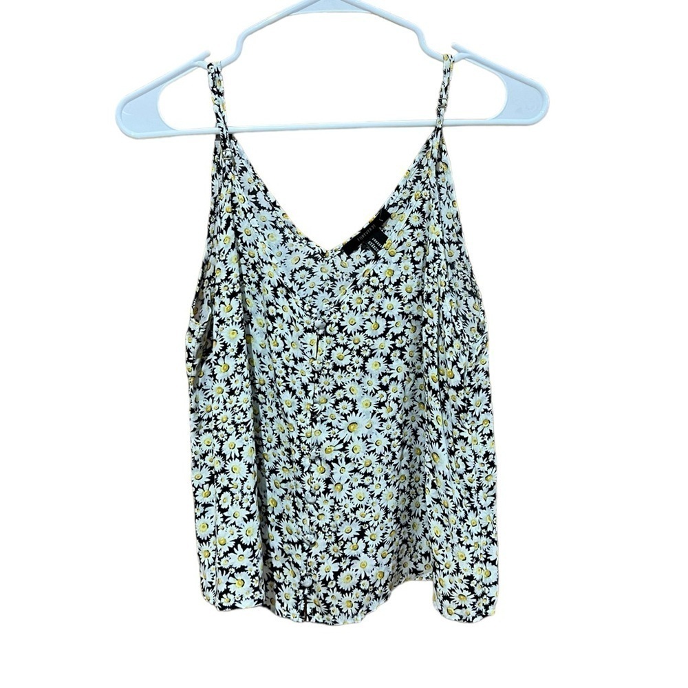 Forever 21 Daisy Tank Top Sleeveless Blouse Women’s Size Medium